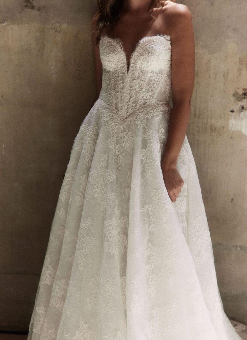Alena Leena Iberis Wedding Gown