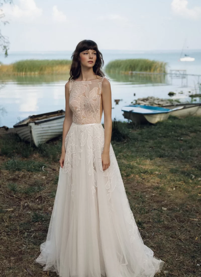 RMB057 delicate lace boat neck wedding dresses Adelaide