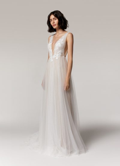 Anna Kara jaspis gown wedding dress available in Adelaide